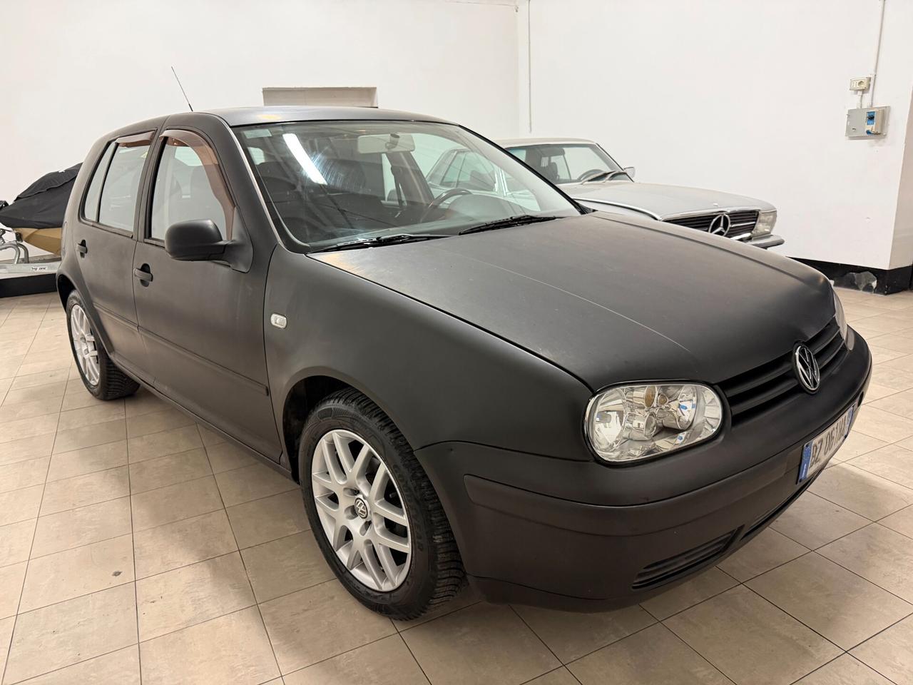Volkswagen Golf 1.6 16V cat 5 porte Highline NEOPATENTATI