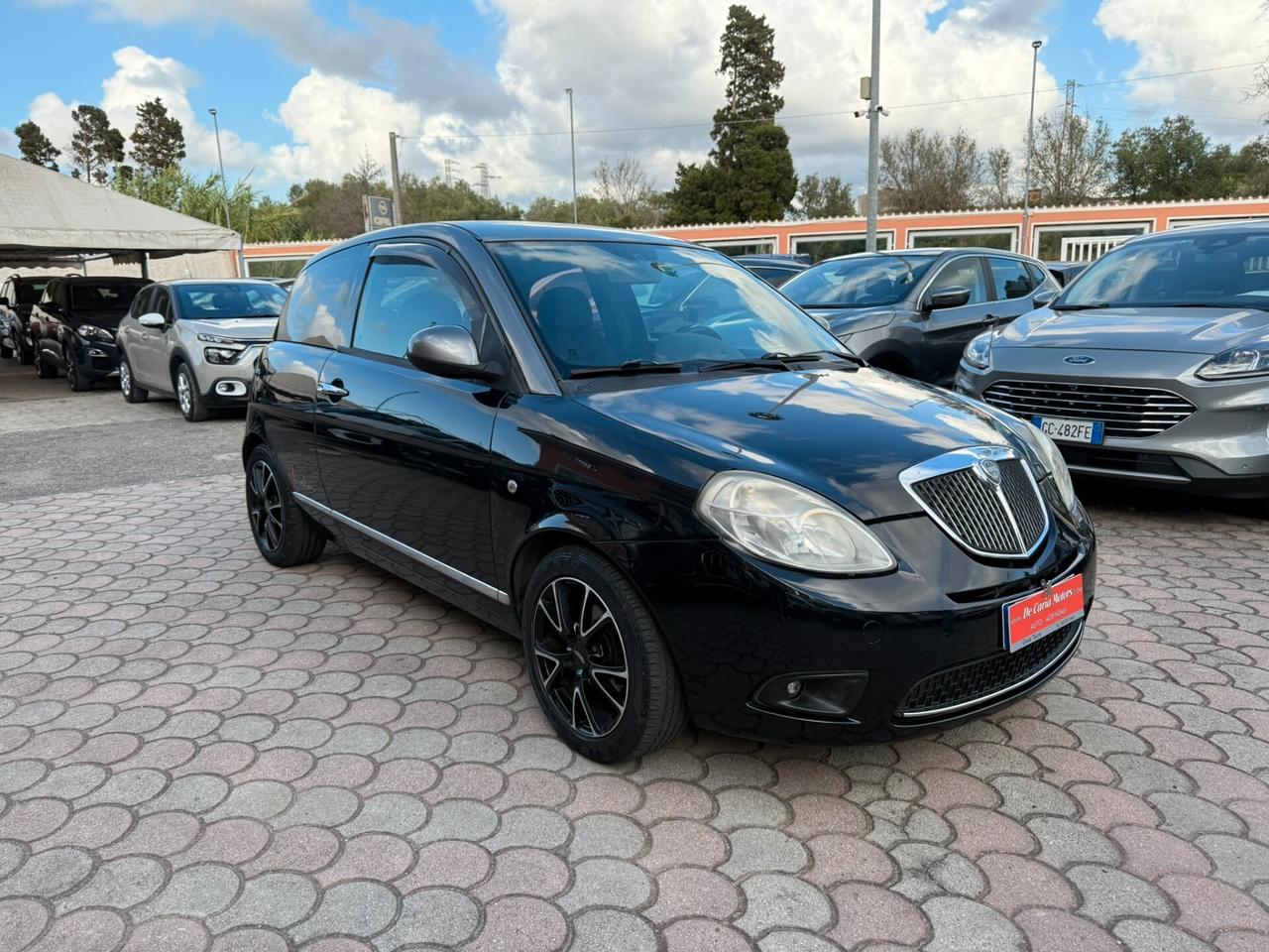 Lancia Ypsilon 1.3 M.J 75CV Platinum - 2011