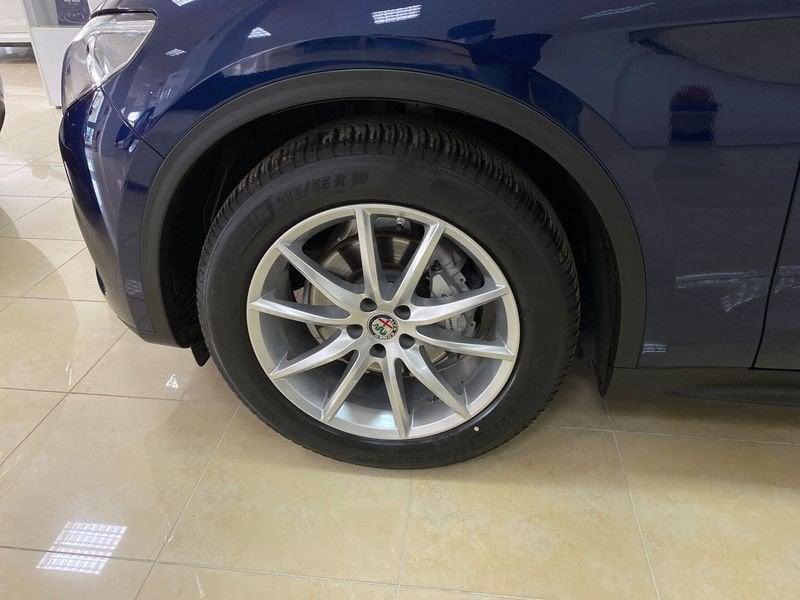 Alfa Romeo Stelvio 2.2 Turbodiesel 190 CV AT8 RWD Executive