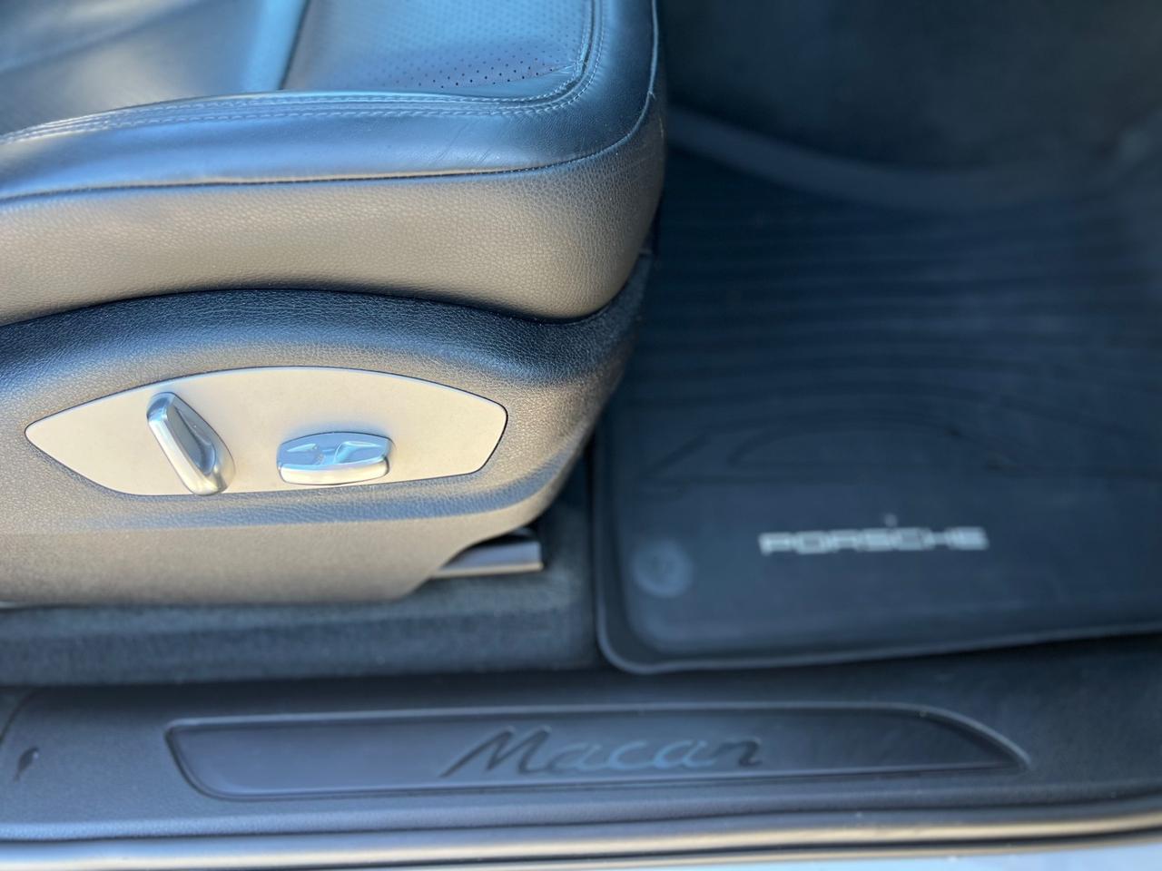 Porsche Macan 2.0 265CV TETTO UNICO PROPRIETARIO IVA ESPOSTA