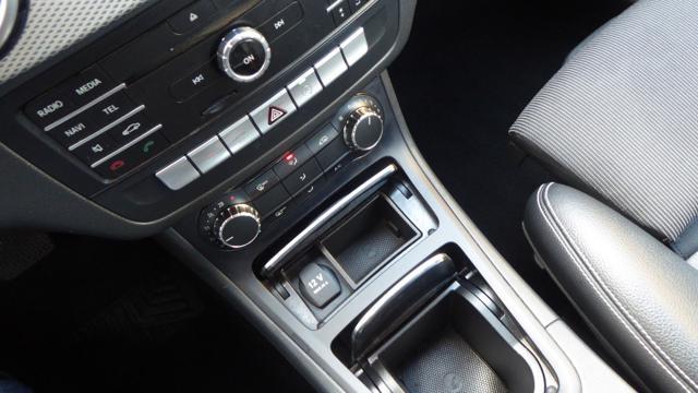 MERCEDES-BENZ B 200 d Automatic Sport