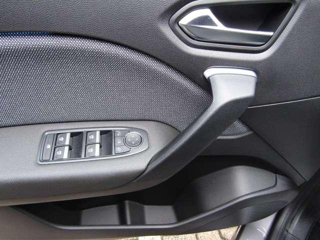 Renault Captur 1.0 ECO-G TECHNO 100 CV,LED,CARPLAY,CERCHI 18,KM 0