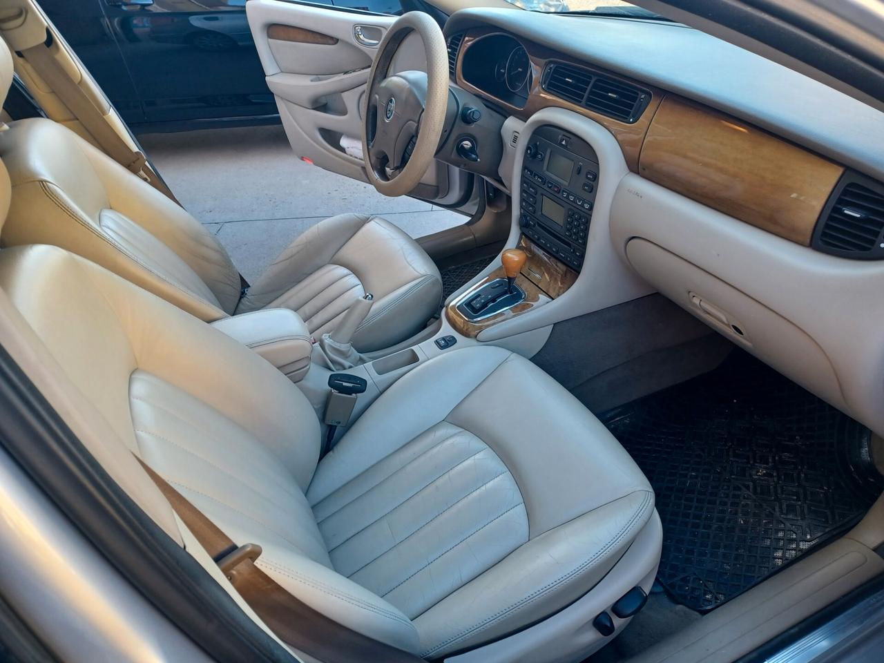 Jaguar X-Type 2.5 V6 24V GPL Executive 2002