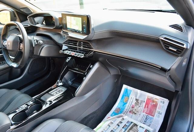 Peugeot 2008 PureTech 130 S&S EAT8 GT Pack