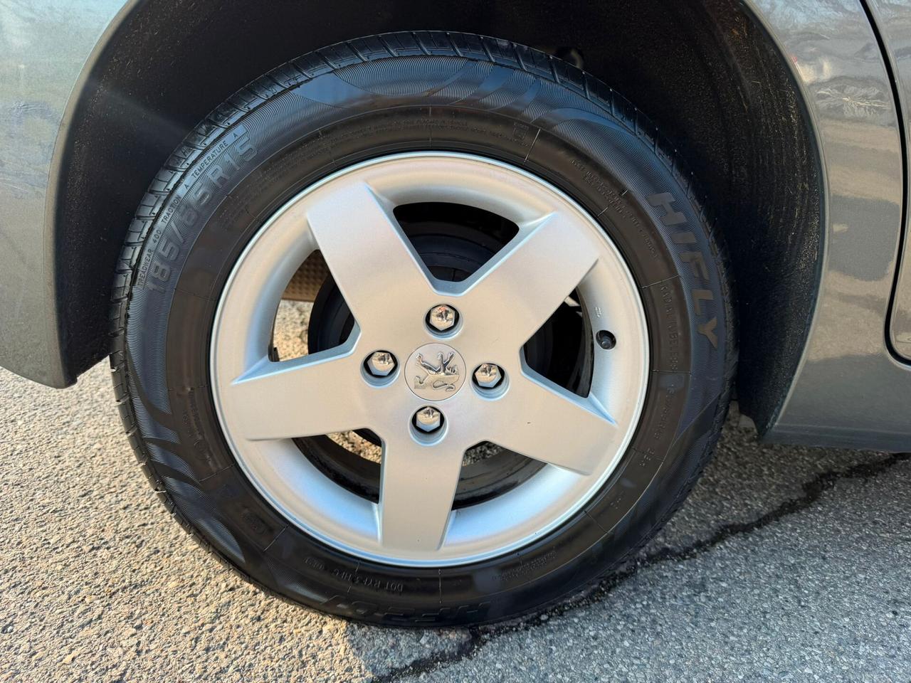 Peugeot 207 1.4 benzina