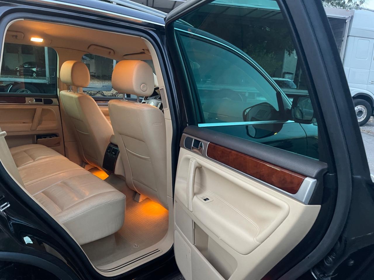 Volkswagen Touareg 3.0/224CV V6 TDI DPF Exclusive