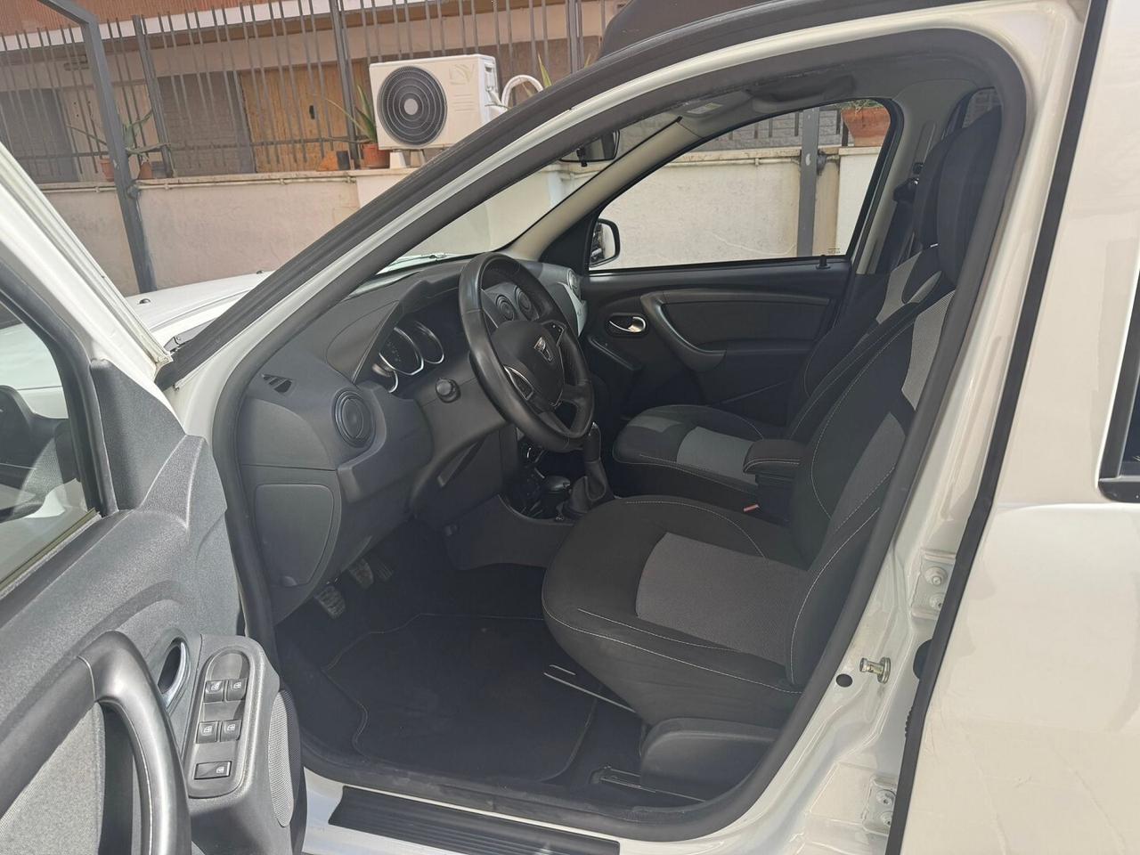 DACIA Duster 1.6 115CV S&S 4x2 Laureate GPL