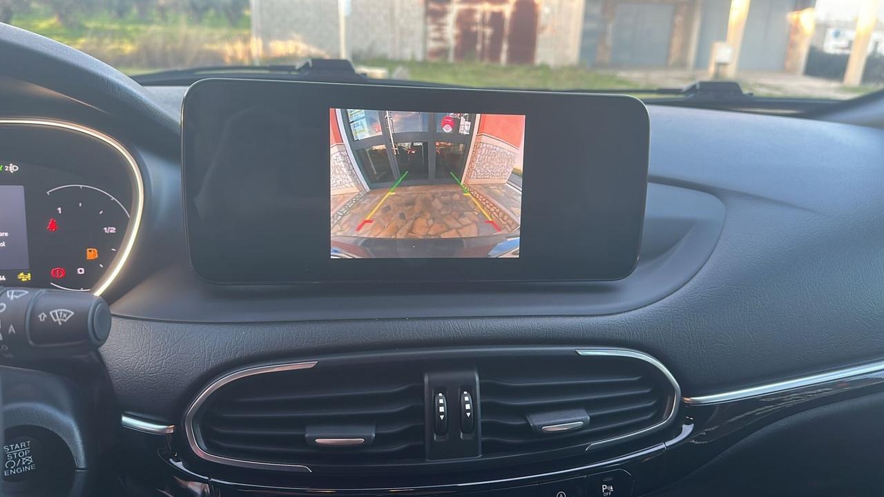 Fiat Tipo 1.6 Mjt S&S 5 porte City Sport Pelle/ Navigatore