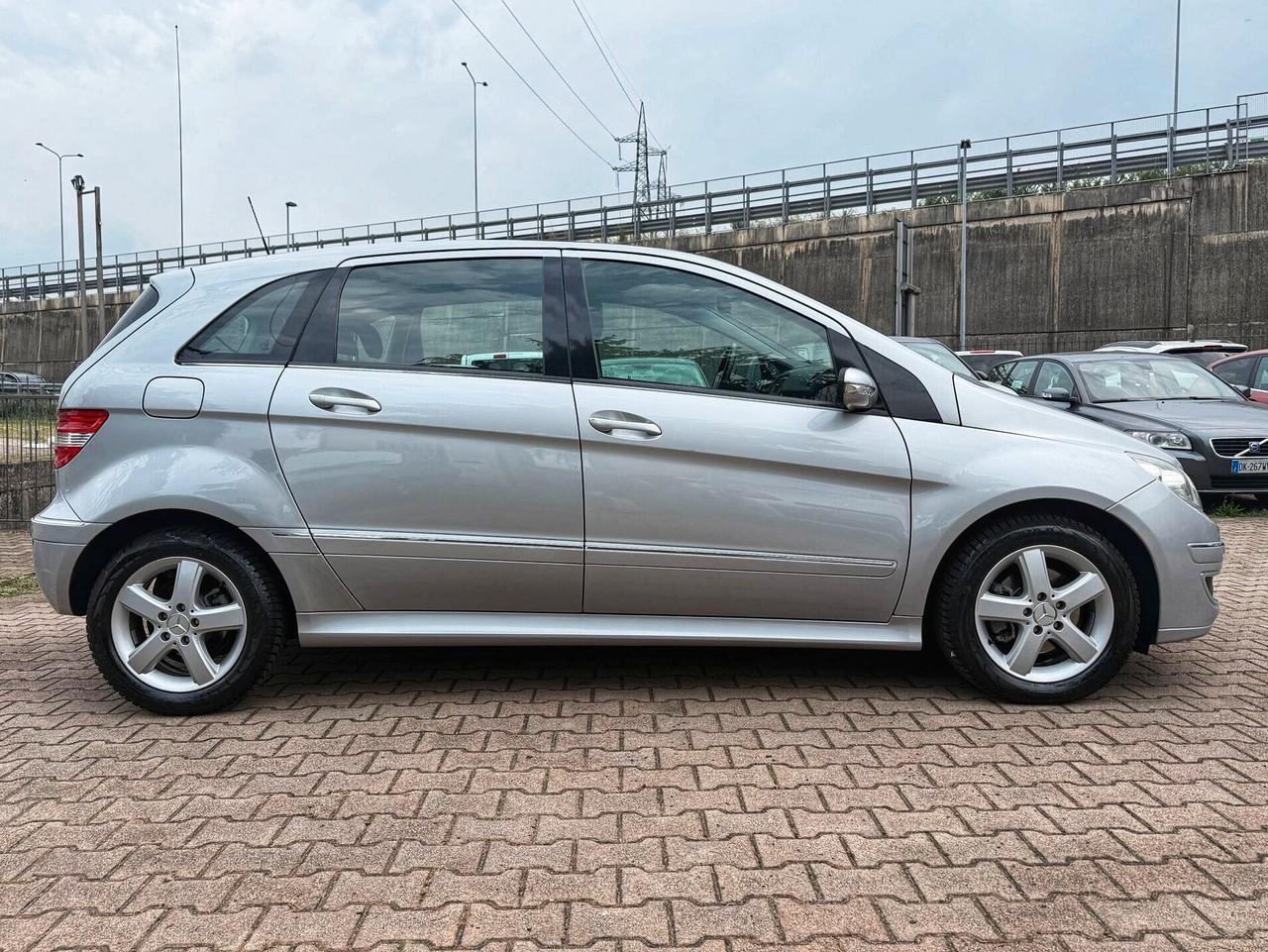 Mercedes-benz B 200 CDI AUTOMATICA OK NEOPATENTATI