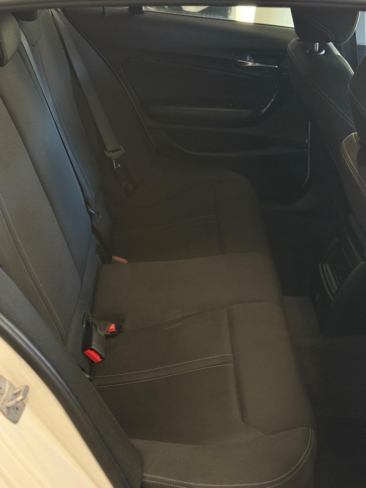 Bmw 116 116d 5p. Sport