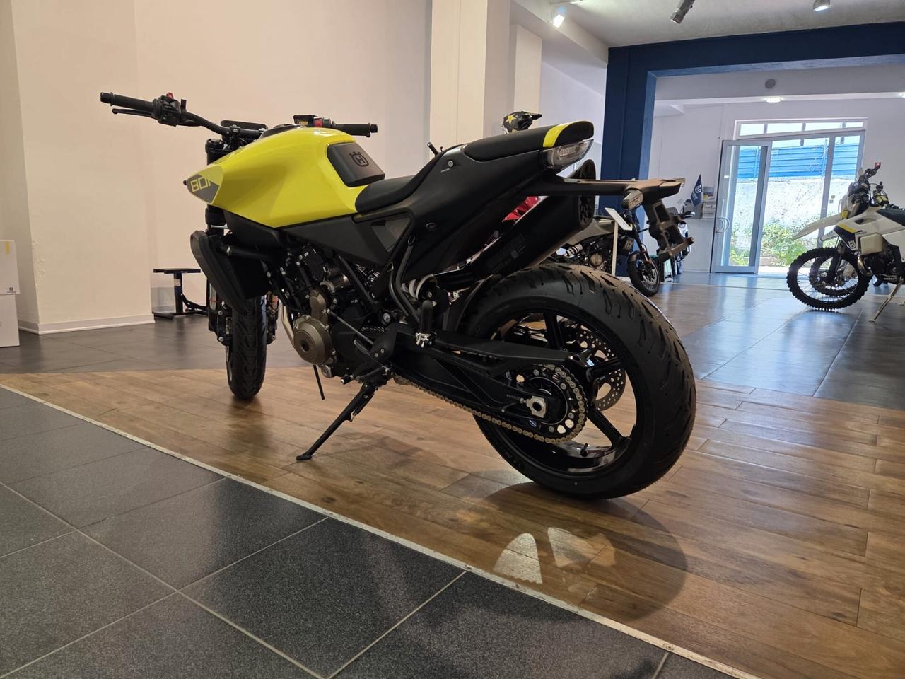 Husqvarna Vitpilen 801 L