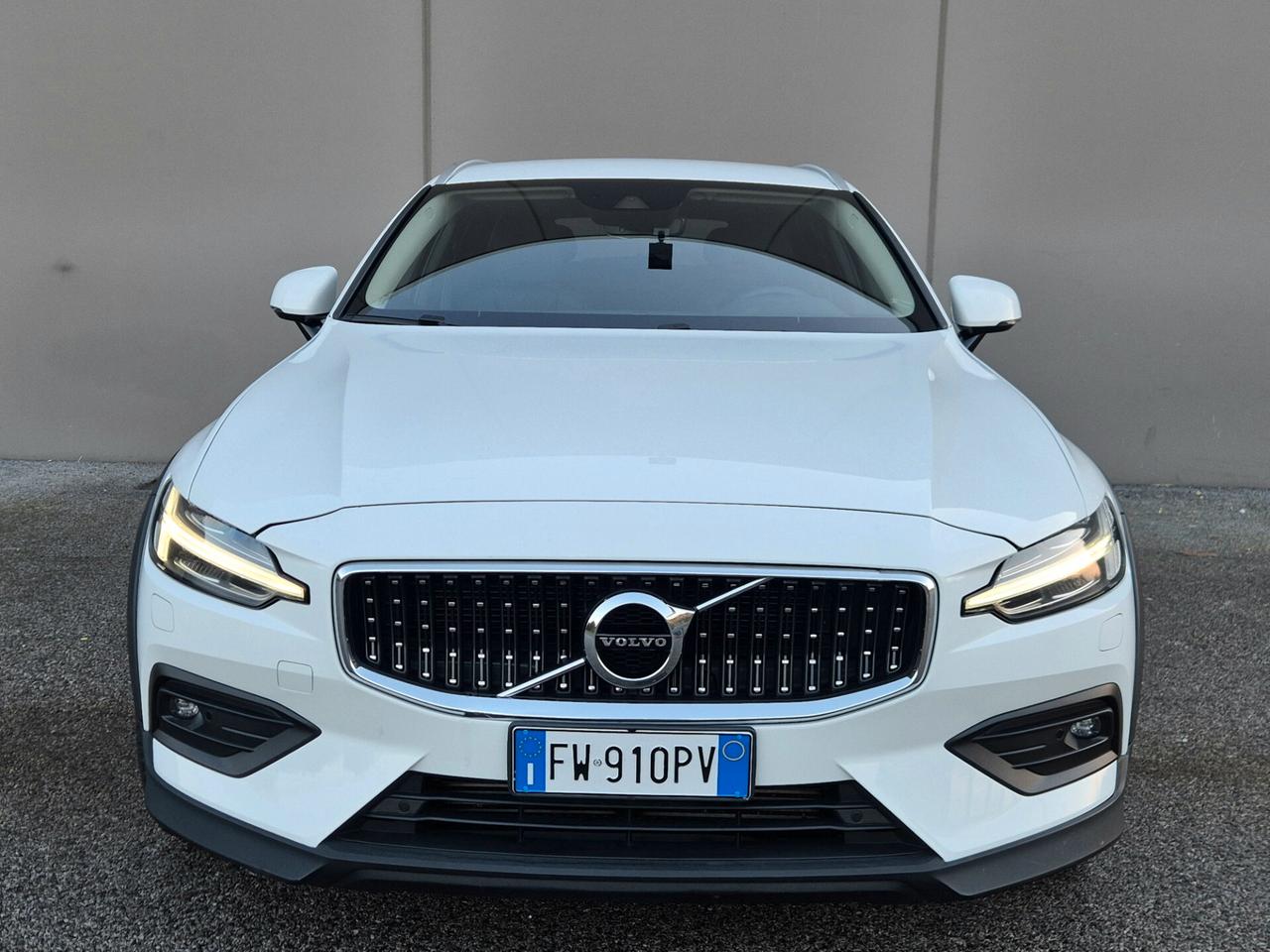 Volvo V60 Cross Country D4 AWD Geartronic Pro