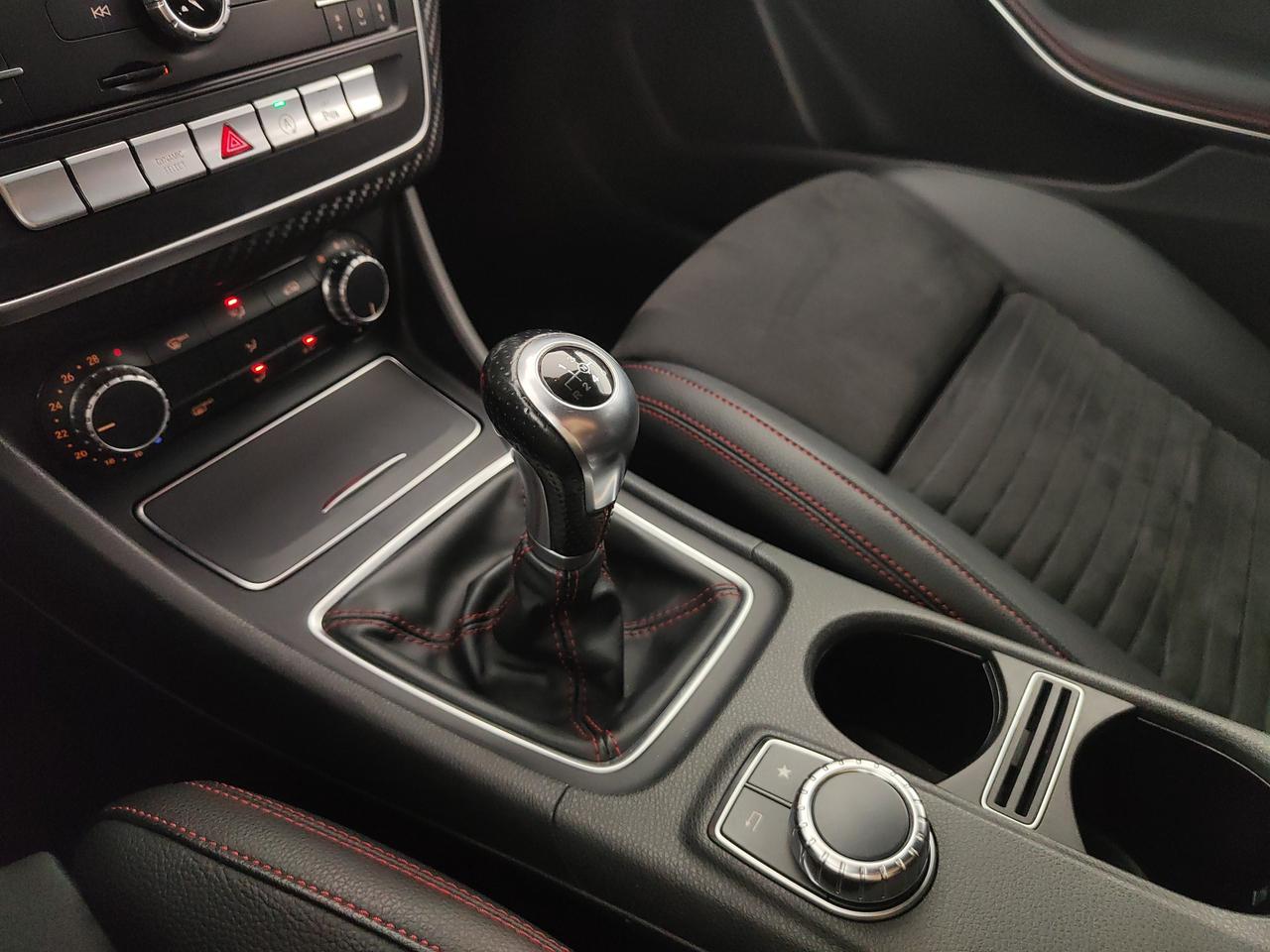 Mercedes-Benz A 180 Premium my16