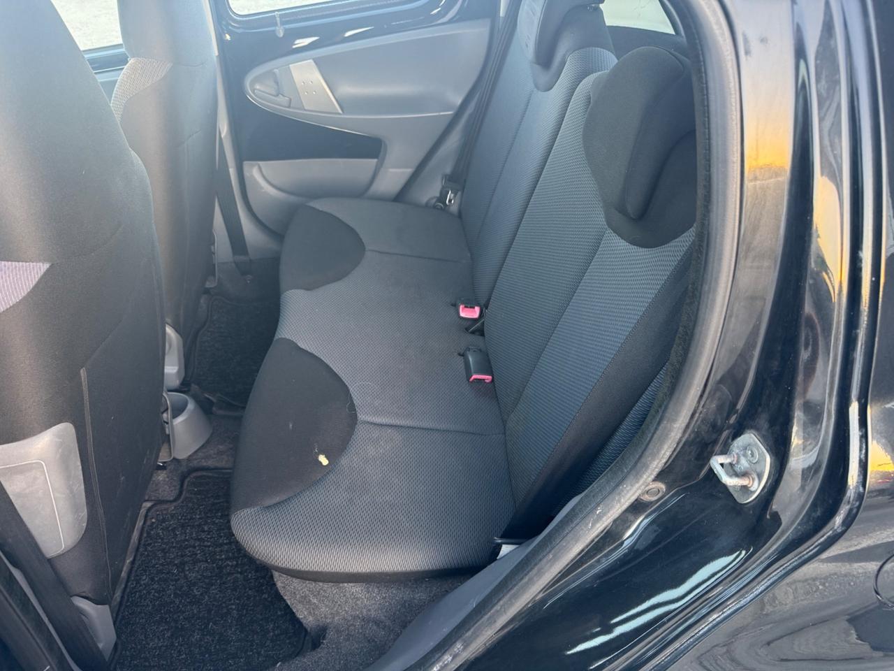 Toyota Aygo 1.0 12V VVT-i 5 porte Sol
