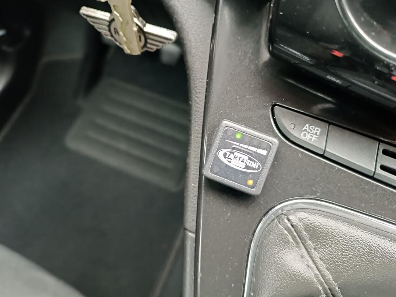 Lancia Ypsilon 1.2 69 CV 5 porte GPL Ecochic Silver