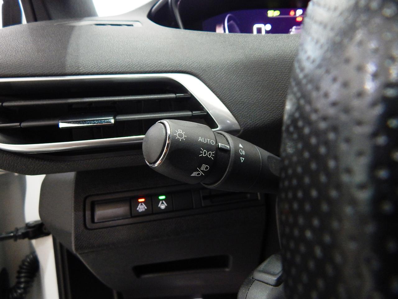 Peugeot 3008 1.5 bluehdi GT Pack EAT8 TETTO-NAVI-PELLE-PARK-LED