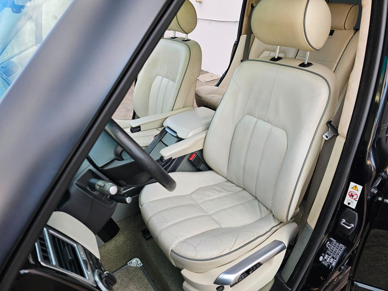 Land Rover Altro Vogue
