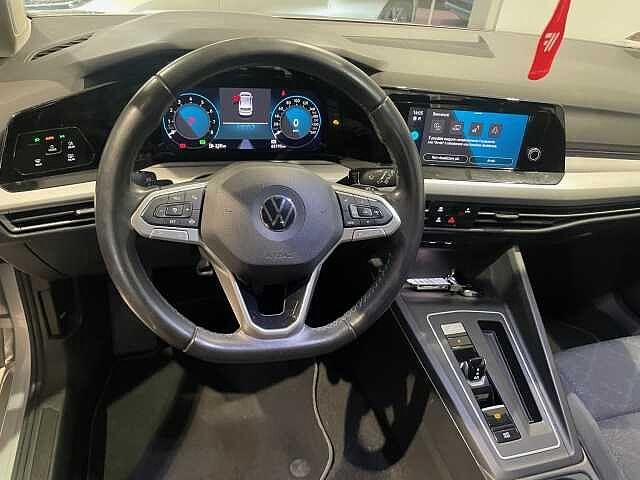 Volkswagen Golf 8ª serie 1.0 eTSI EVO DSG Life