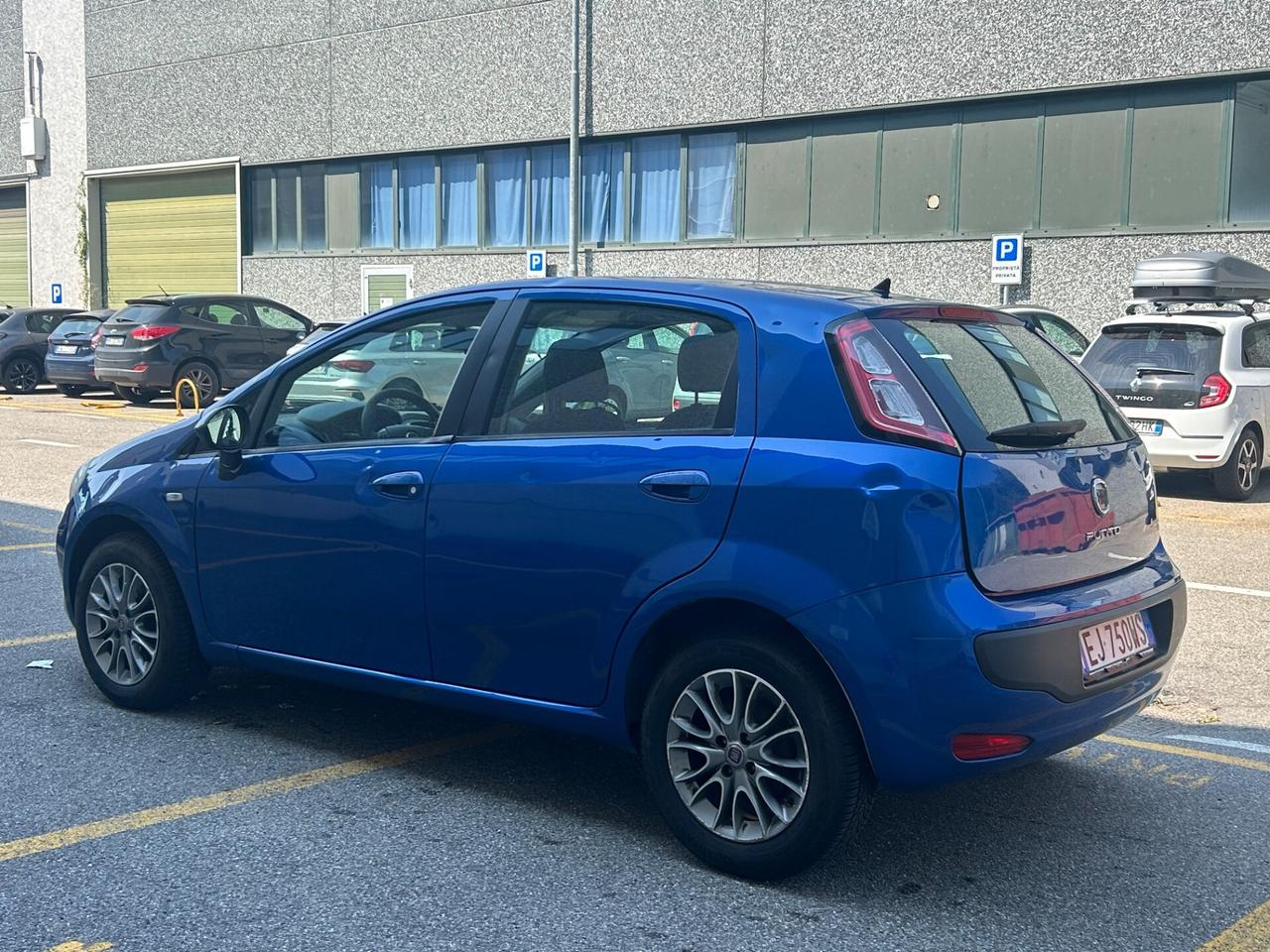 Fiat Punto Evo 1.4 77 CV Dynamic 5 Porte | Clima Bluetooth Cerchi in Lega Uniproprietario