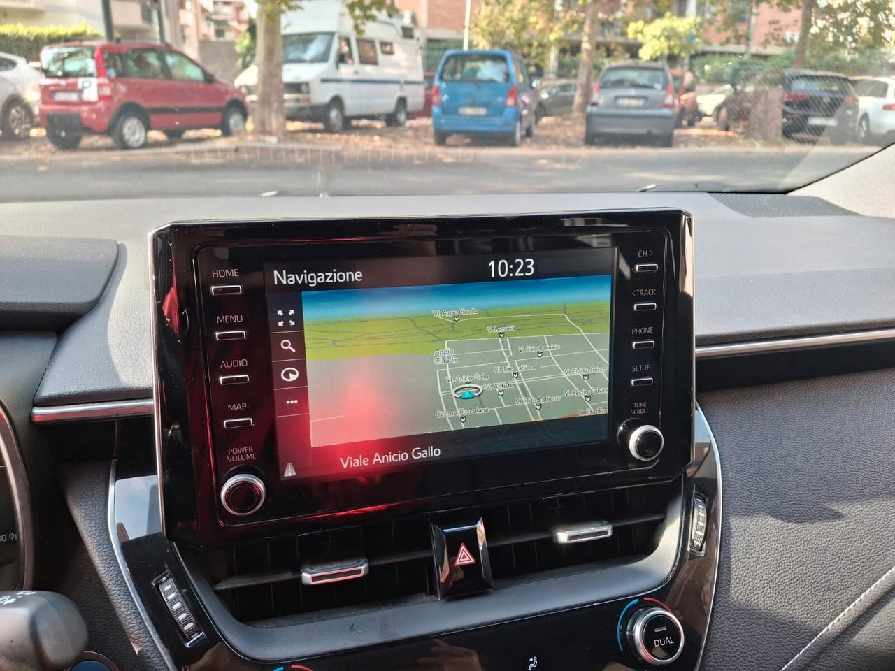 Toyota Corolla Touring Sports 1.8 Hybrid Business