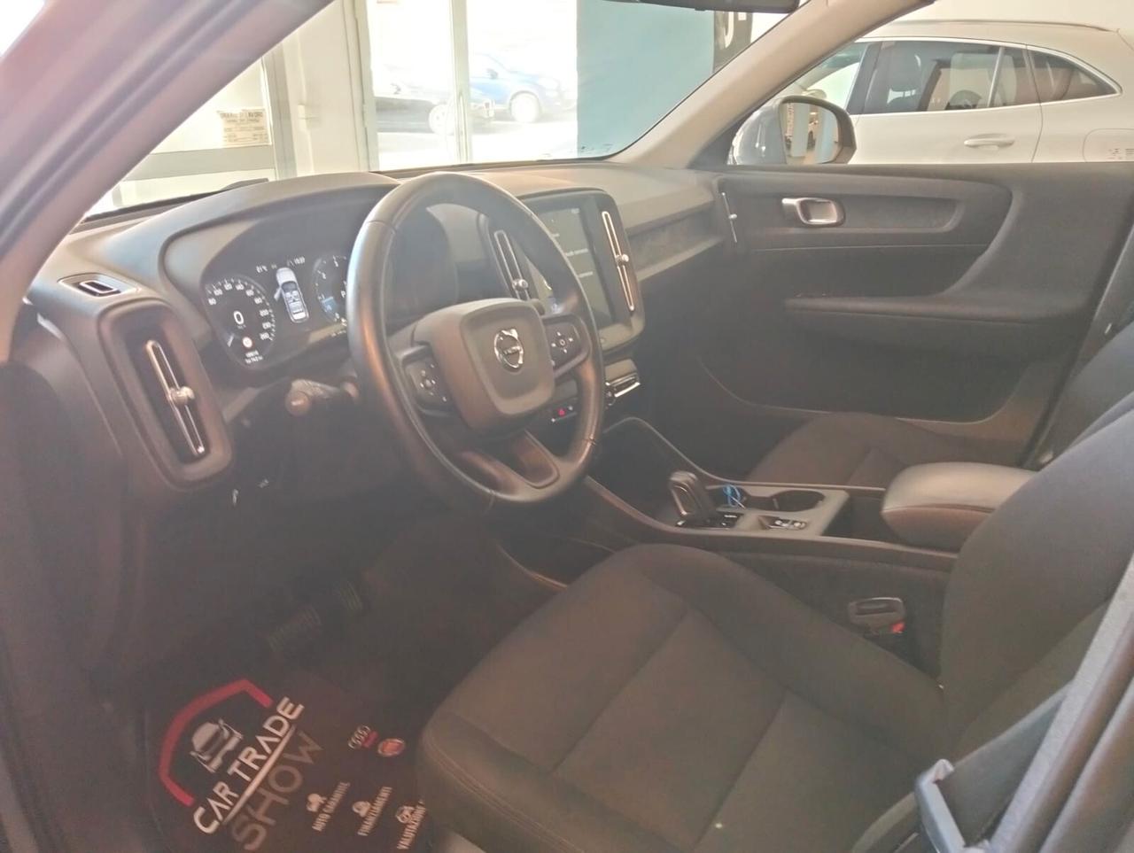 VOLVO XC40 D3 AWD GEARTONIC R-DESIGN