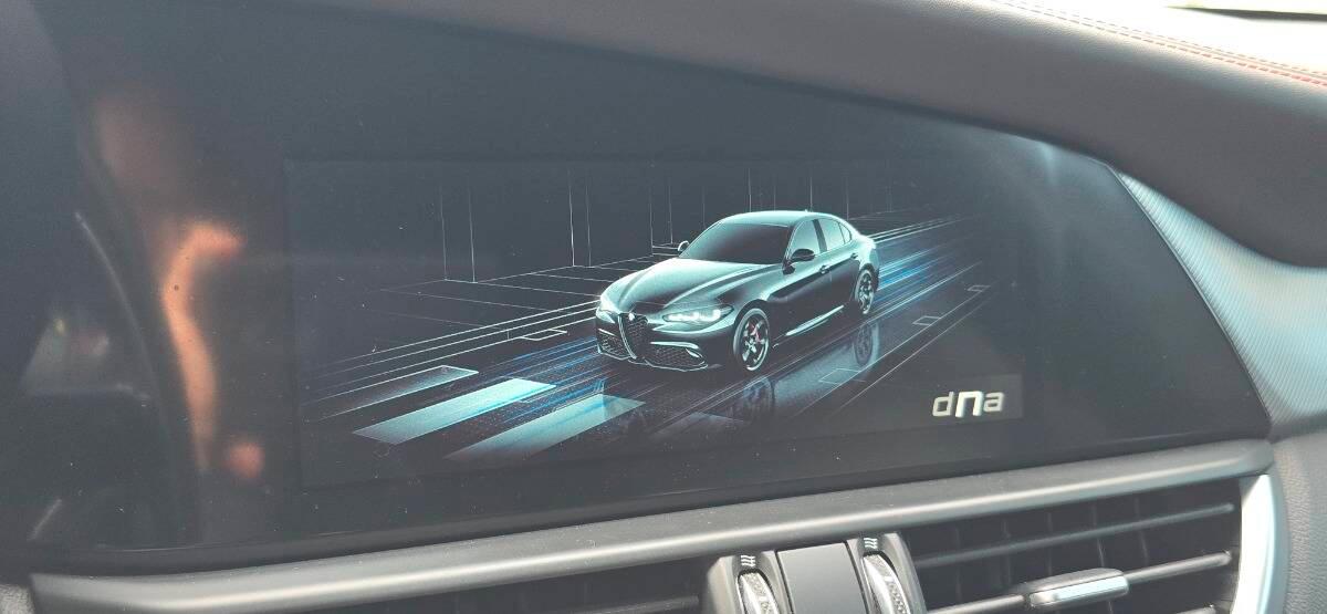 Alfa Romeo Giulia 2.2 t Competizione Q4 210cv auto * GAR 2ANNI ALFA*