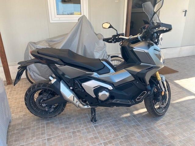 Honda X-ADV 750