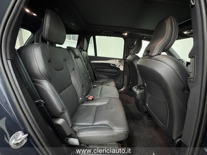 Volvo XC90 B5 (d) AWD automatico 7 posti Ultimate Dark