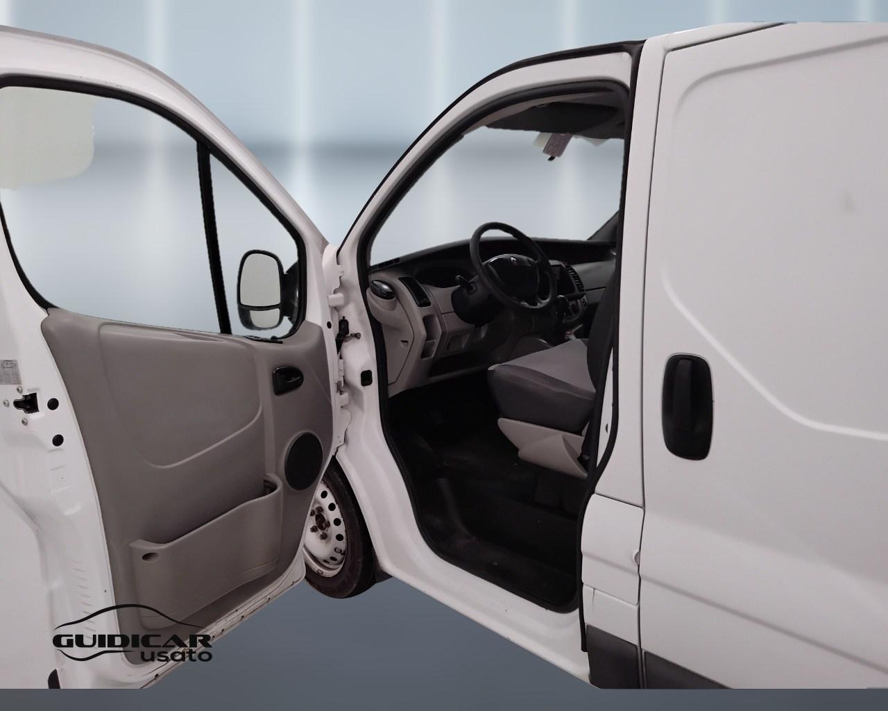 RENAULT Trafic II 27 2006 - trafic T27 2.0 dci 90cv L1H1