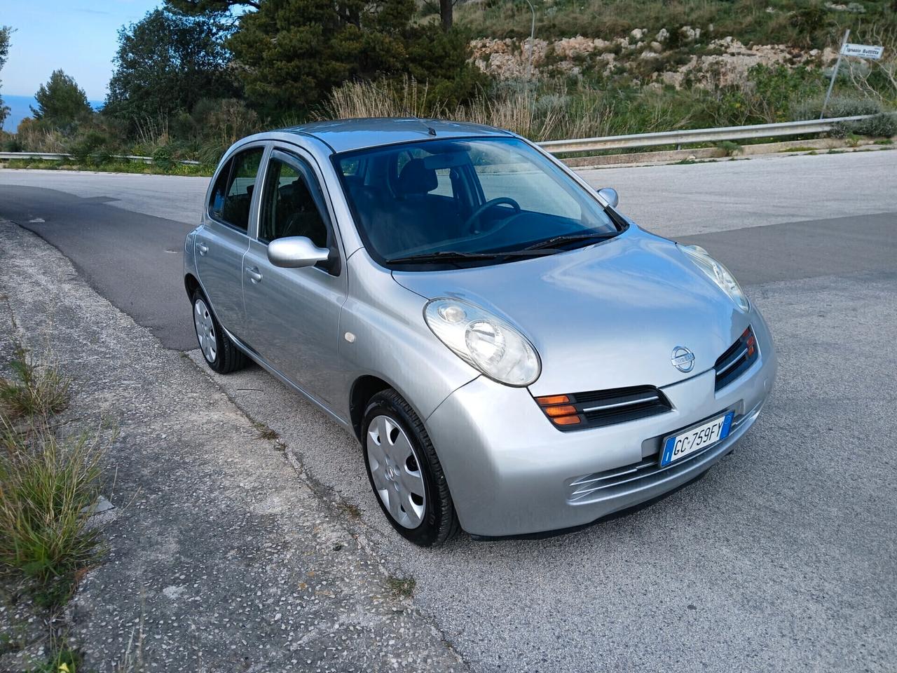 Nissan Micra 1.2 Benzina