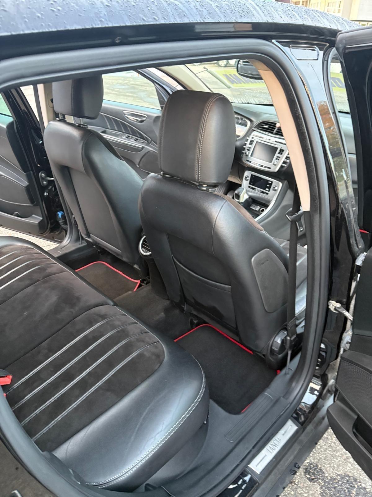 Lancia Ypsilon Delta III 2008 1.6 mjt argento 120cv