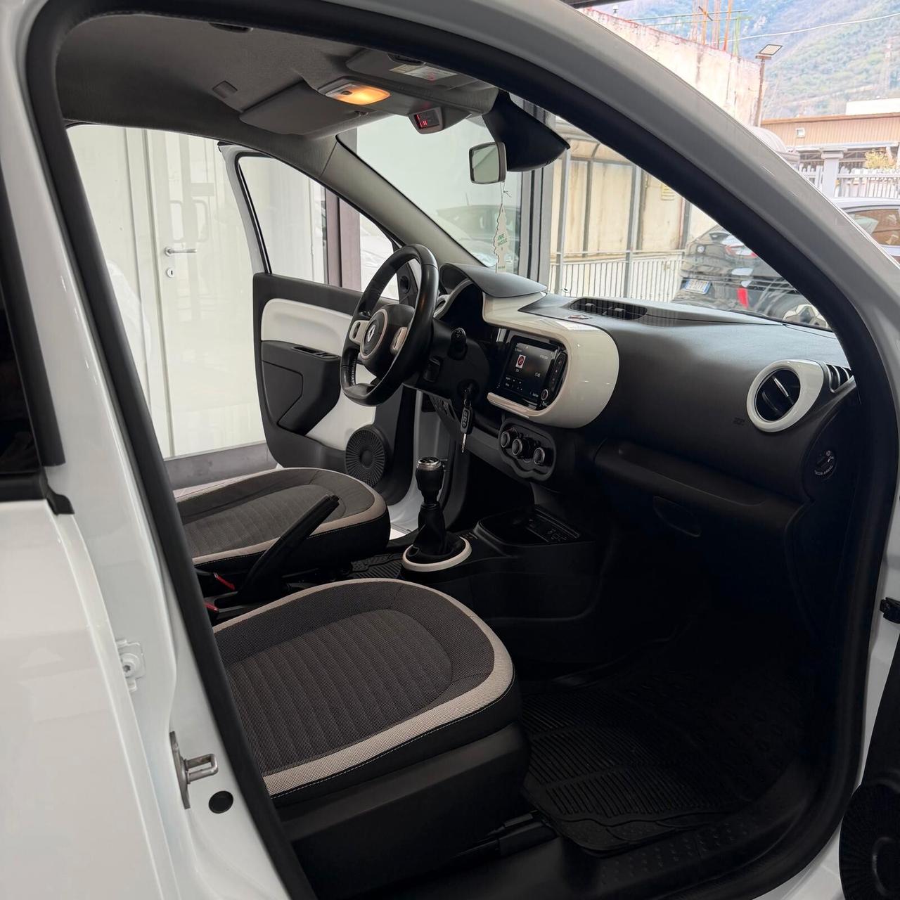 Renault Twingo 1.0 BENZINA 70CV