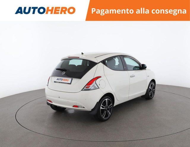 LANCIA Ypsilon 1.2 69 CV 5 porte Silver