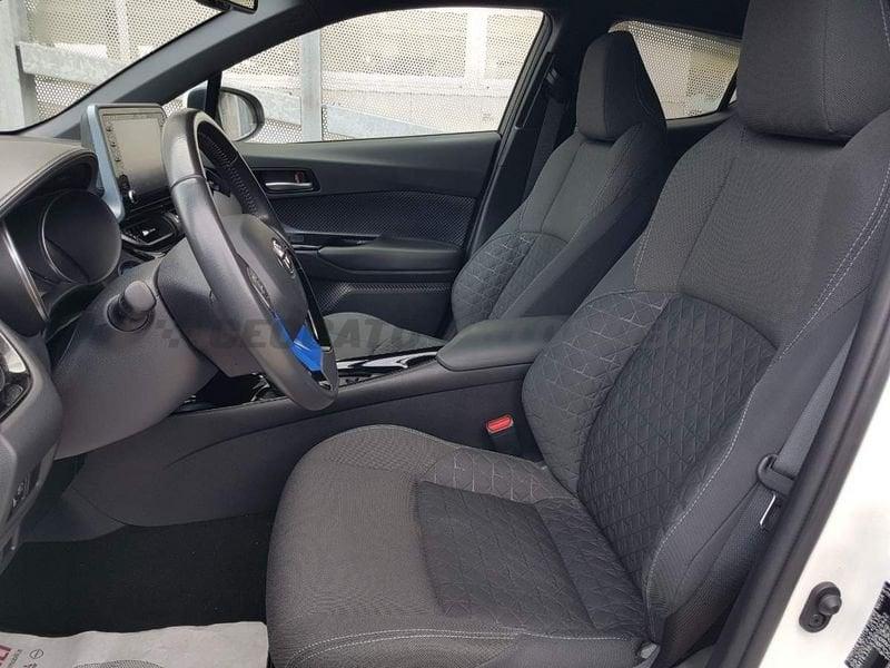Toyota C-HR C-HR 1.8h Trend e-cvt