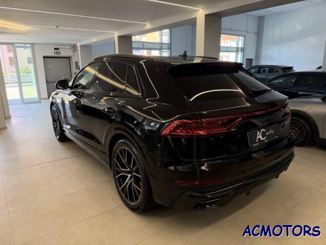 AUDI Q8 45 TDI quattro tiptronic Sport S LINE