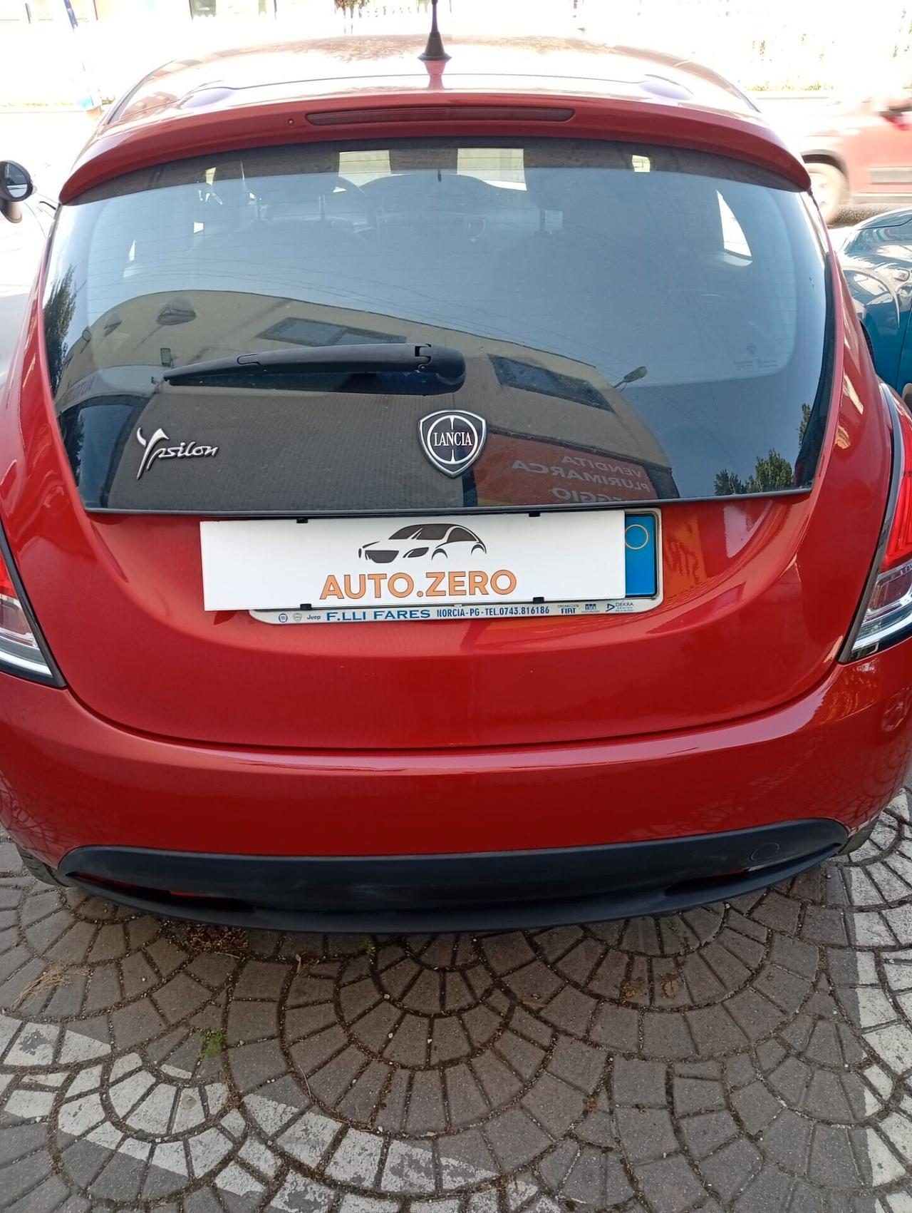 Lancia Ypsilon