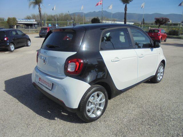 SMART ForFour 70 1.0 twinamic Passion n°43