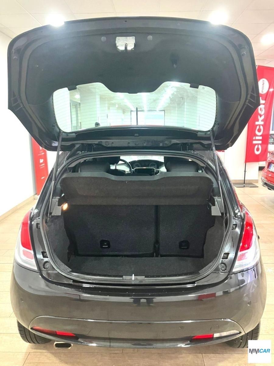 LANCIA - Ypsilon - 1.0 FireFly 5p.S&S Hyb. Eco Gold