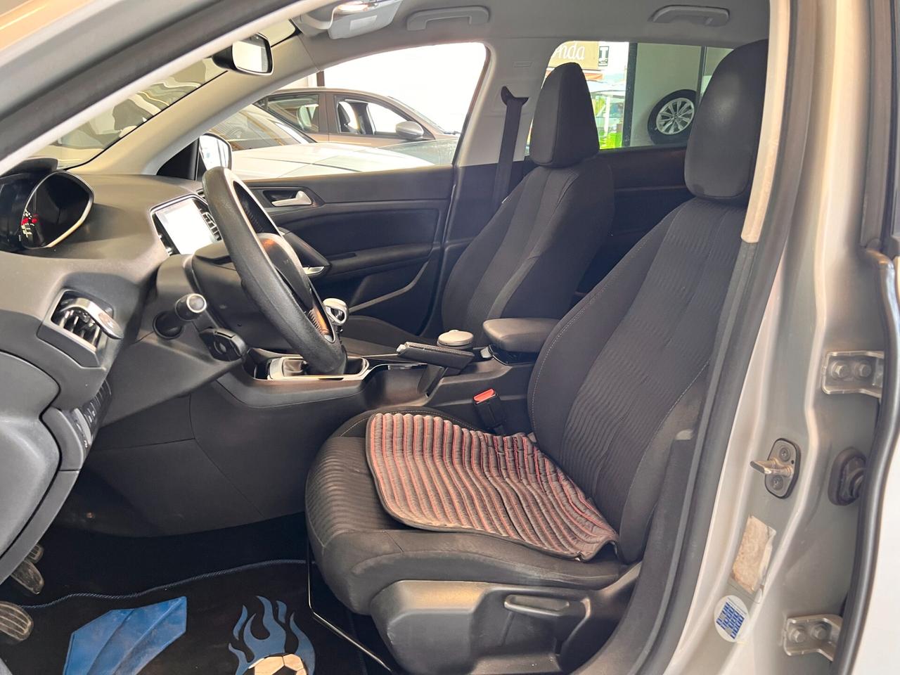 Peugeot 308 BlueHDi 120 S&S Business