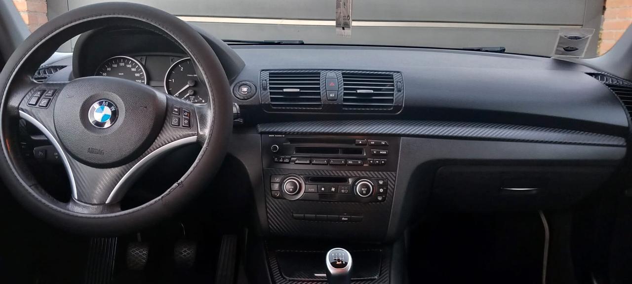 Bmw 118d 5 porte Futura neopatentati euro5B