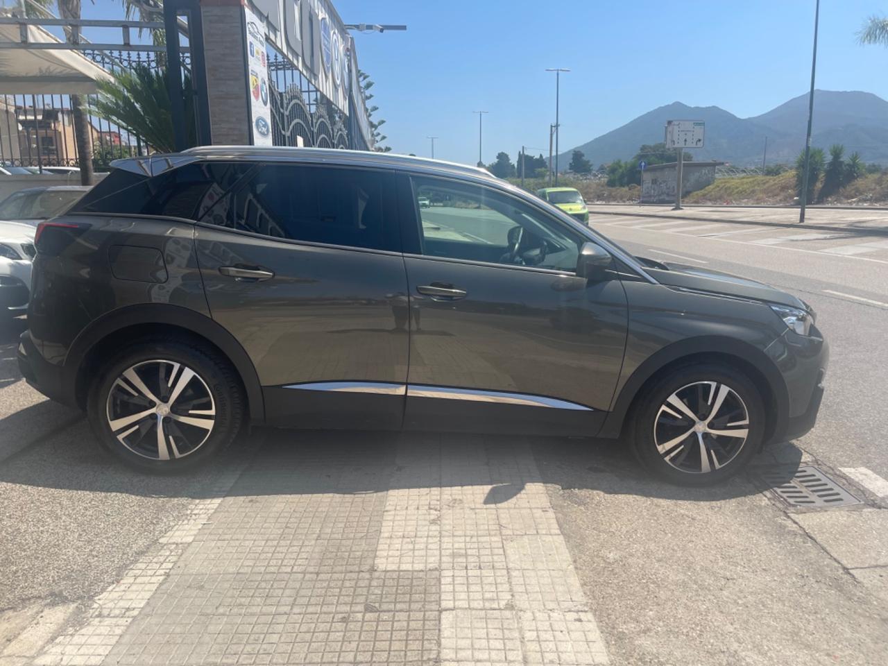 Peugeot 3008 BlueHDi 130 S&S ALLURE