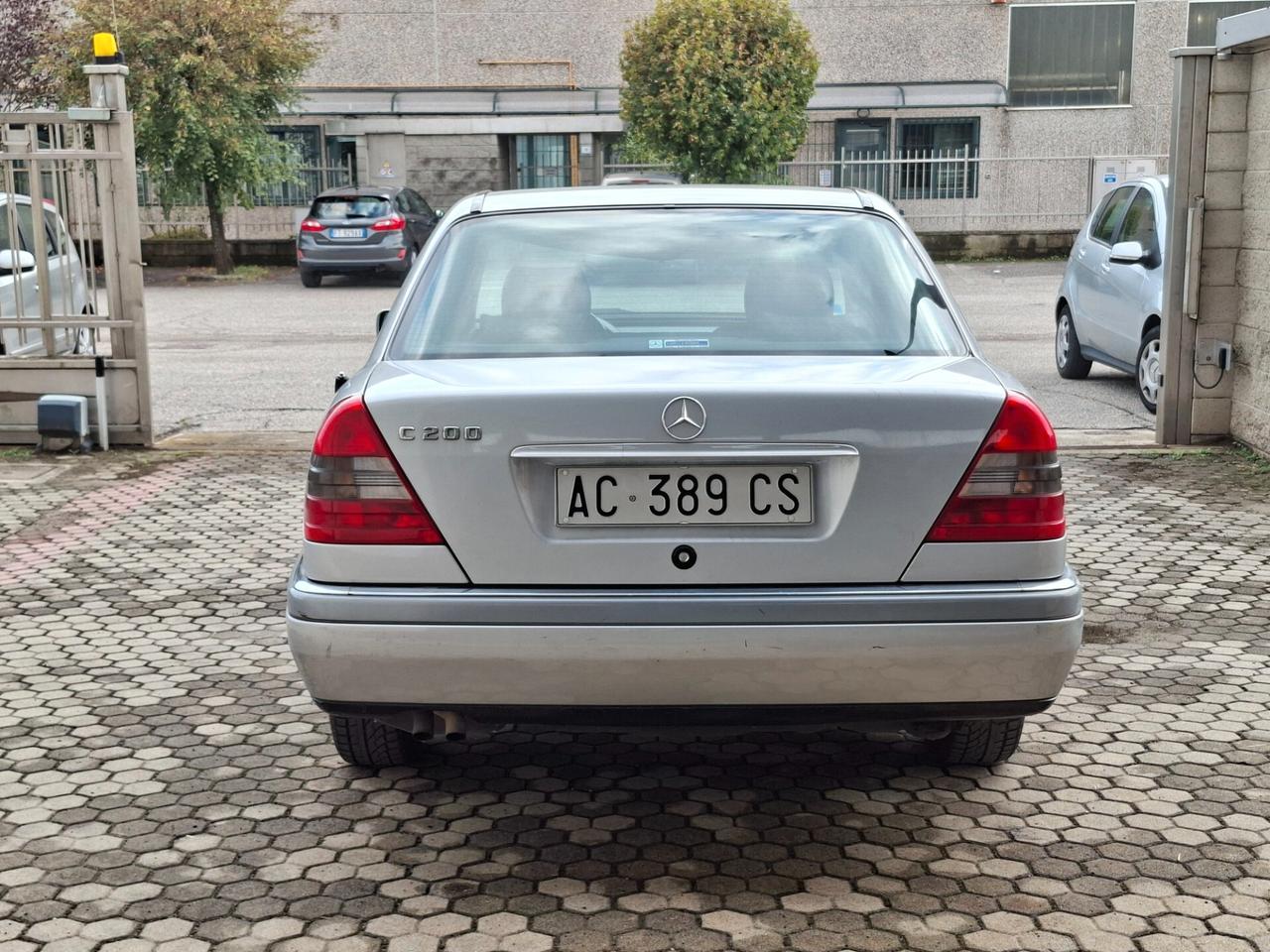 Mercedes-benz C 200 Elegance *UNICO PROPRIETARIO*