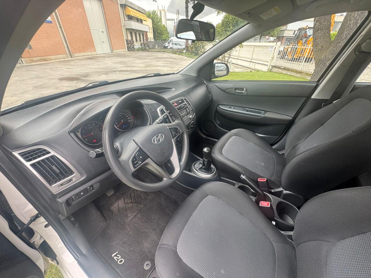 Hyundai i20 1.2 5p. Econext Sound Edition
