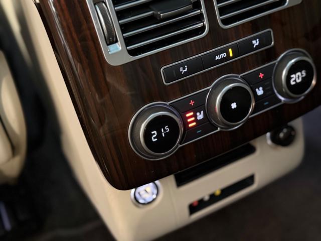 LAND ROVER Range Rover 3.0 TDV6 Autobiography
