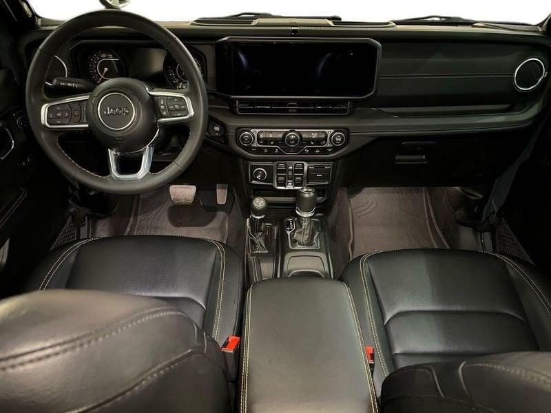 Jeep Wrangler Unlimited 2.0 turbo Sahara auto