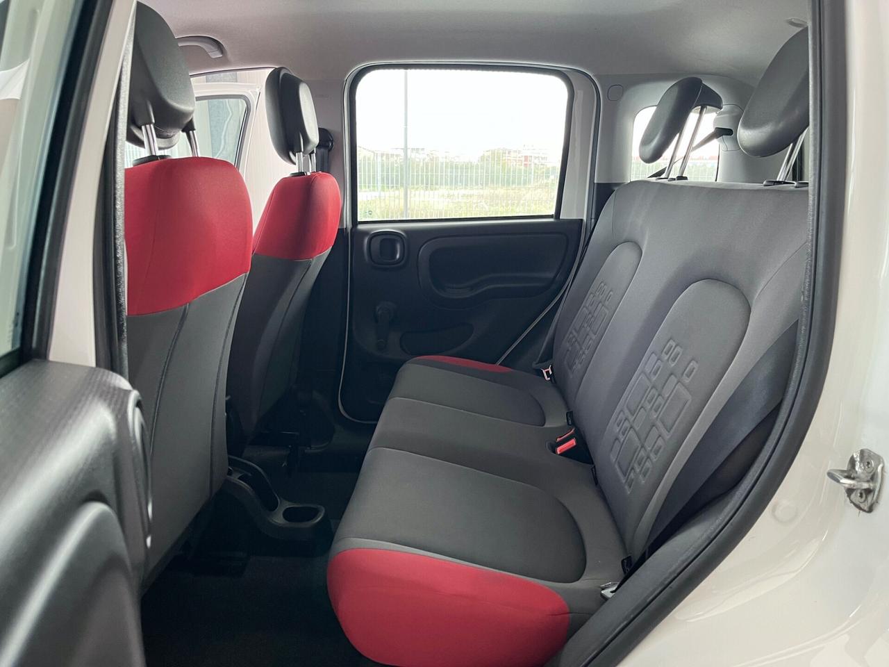 Fiat Panda 1.2 Easy BENZINA POCHI KM