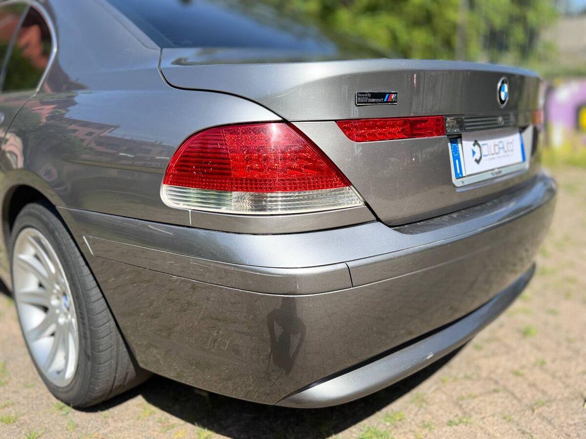 BMW Serie 7 E 65-66 745i