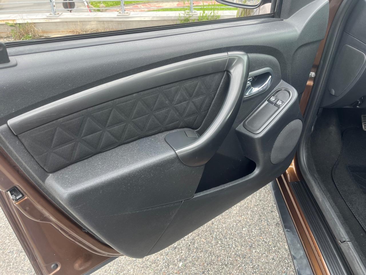 Dacia Duster 1.6 110CV 4x2 GPL Ambiance