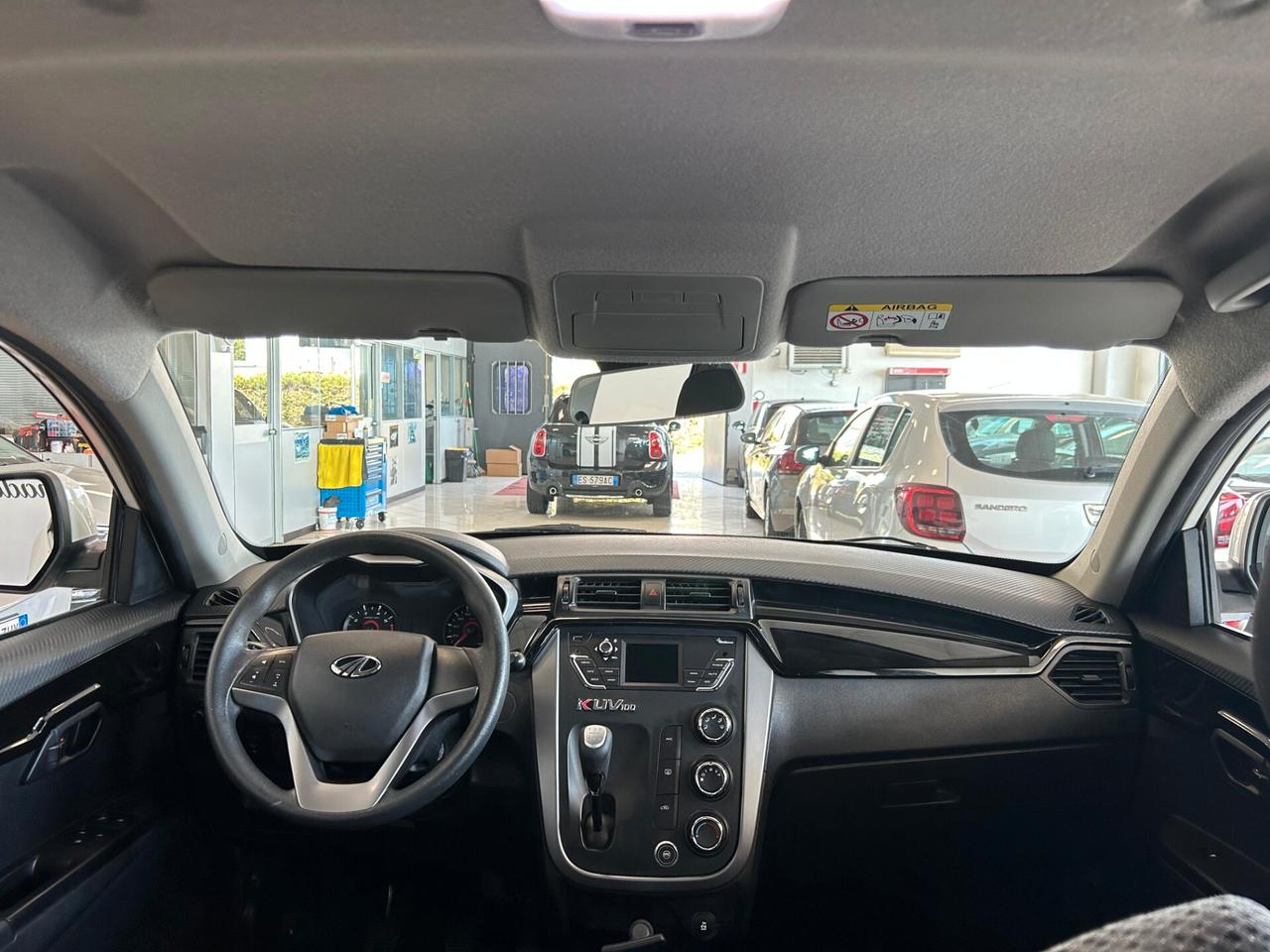 Mahindra KUV100 1.2 VVT K8 (61 kw)
