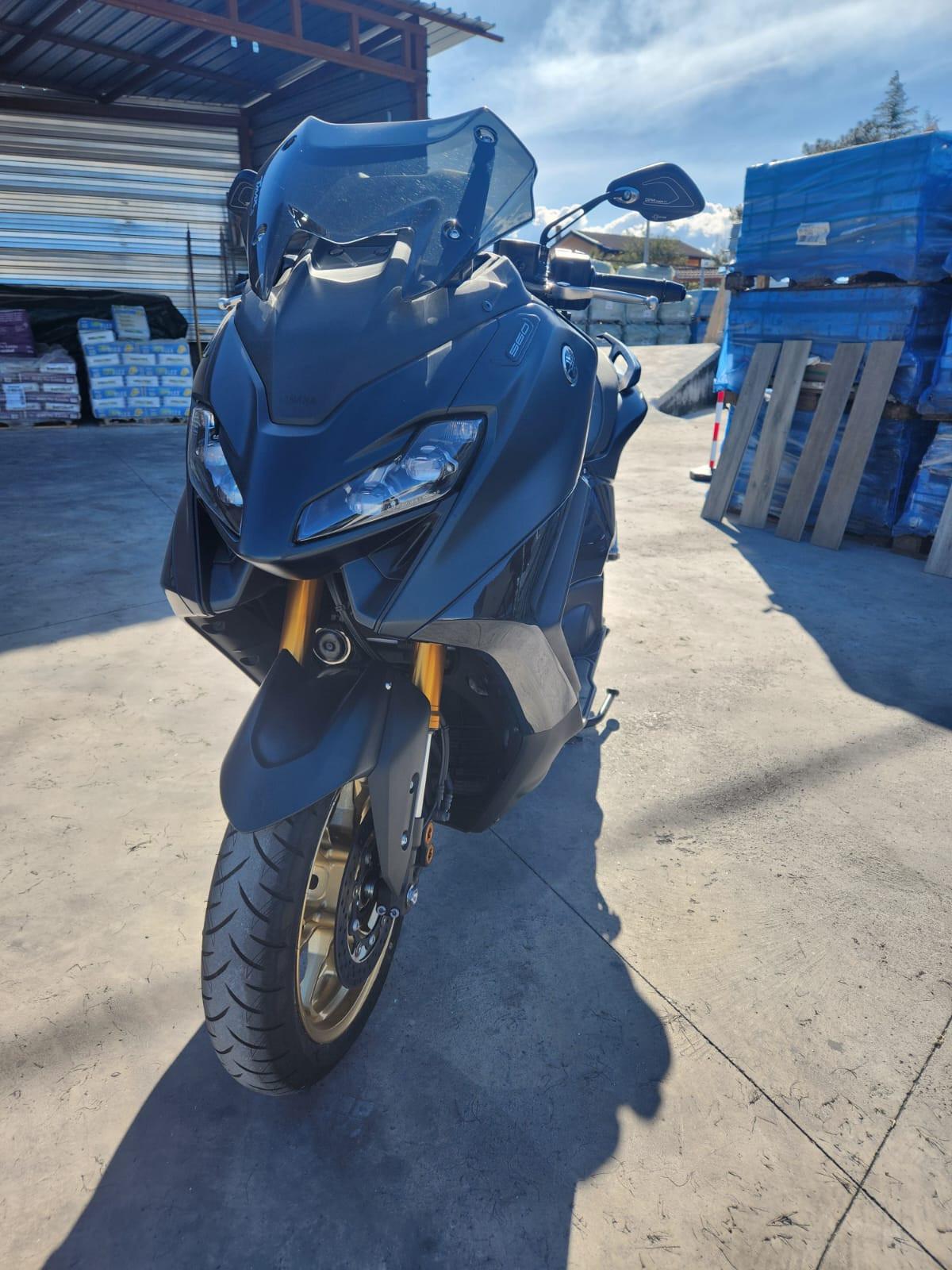 Yamaha T Max 560 VERSIONE TECH MAX